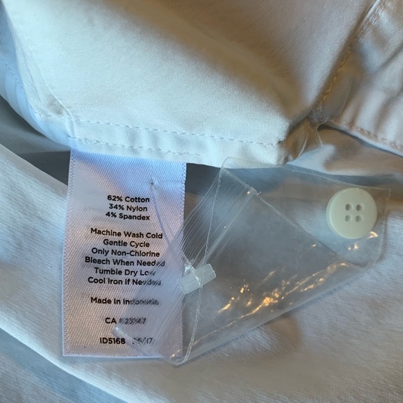 ❤️SOLD Talbots petite Button Down shirt - Picture 5 of 7